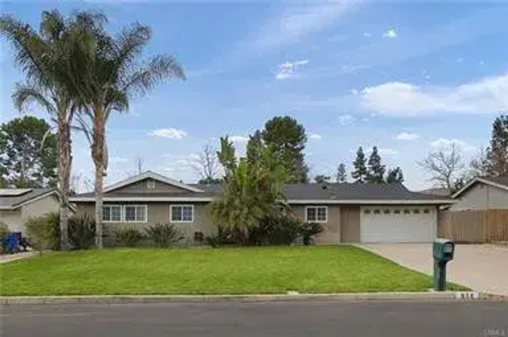 624 Calle Tulipan, Thousand Oaks
