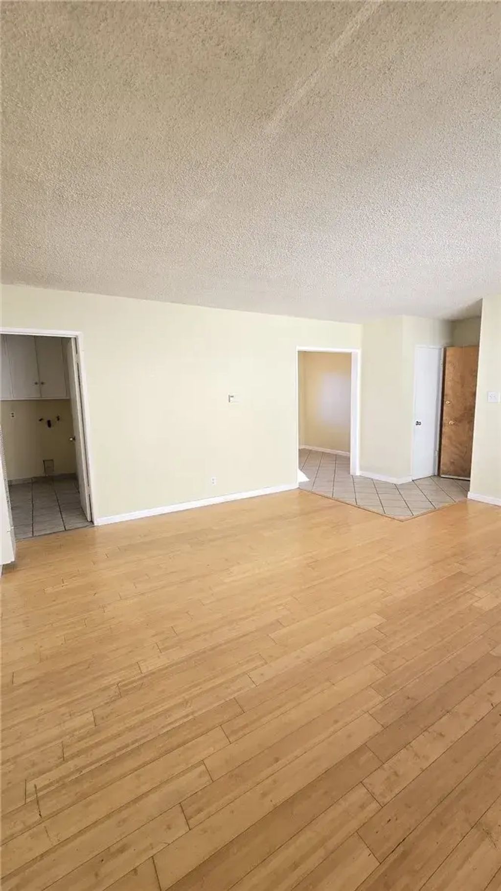 11500 Cedar Avenue D, Hawthorne