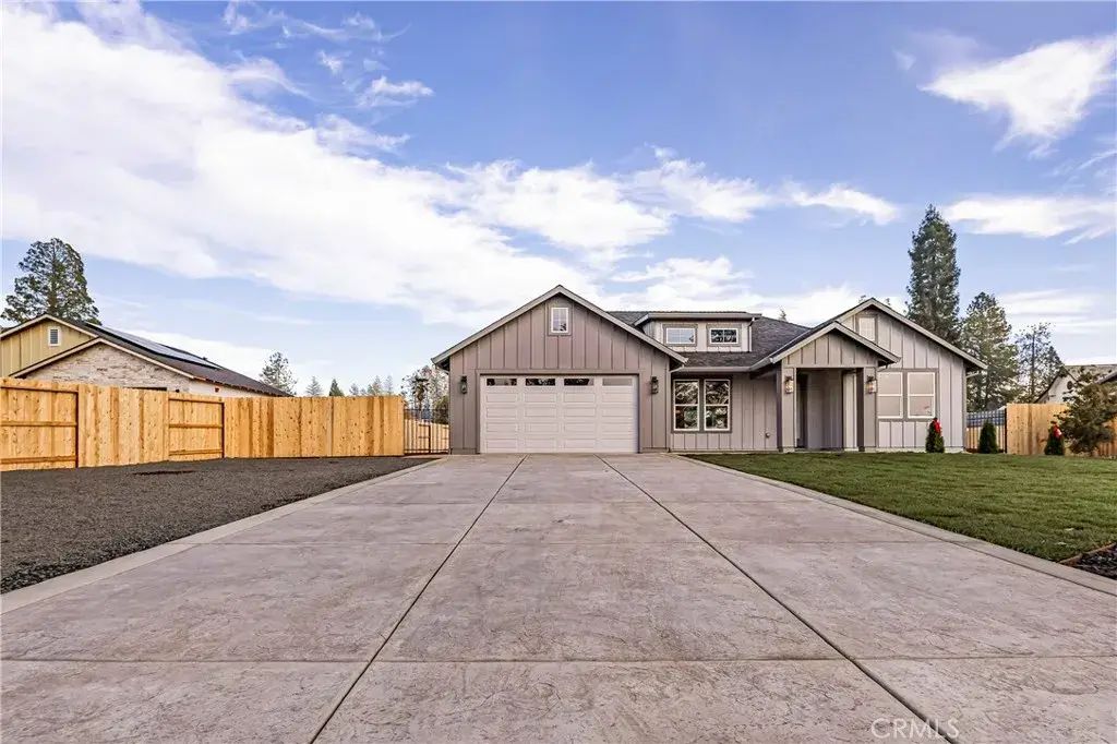 827 Camellia Drive, Paradise