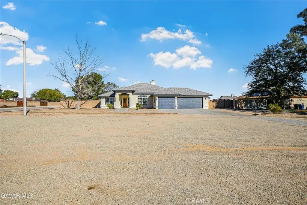 9663 Mendiburu, California City