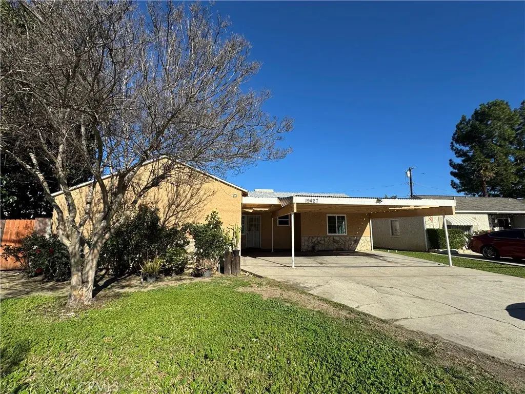 19427 Hart Street, Reseda