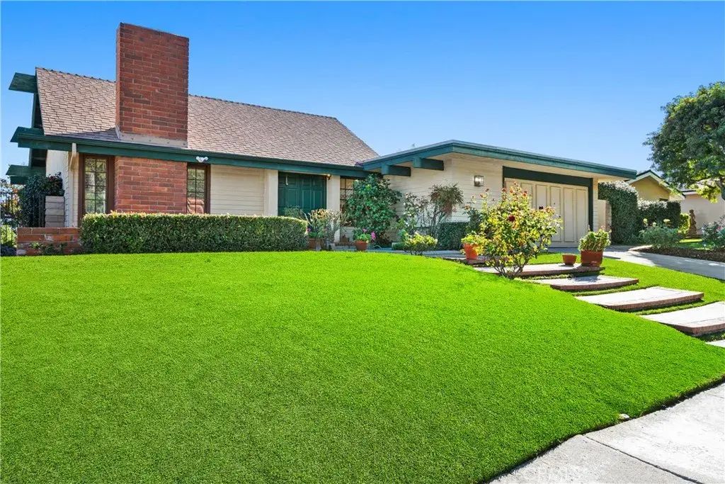 4100 Tarrybrae Terrace, Tarzana