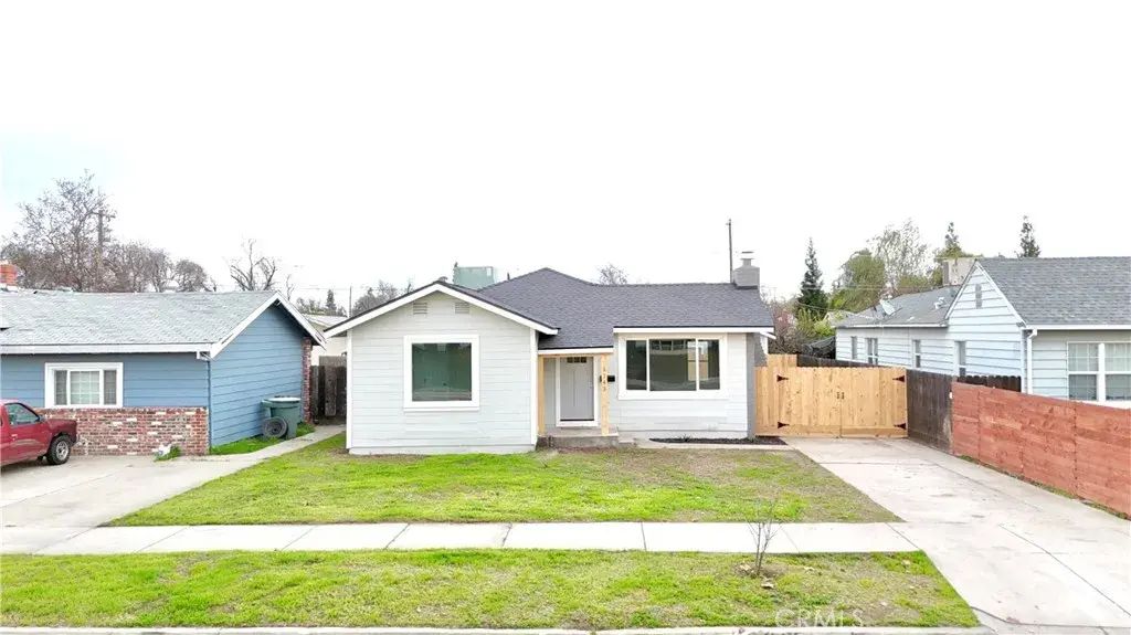 1145 W 22nd, Merced