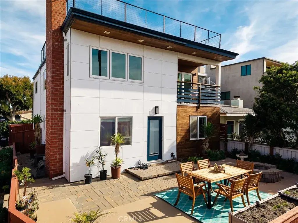 3124 Ocean Drive, Oxnard