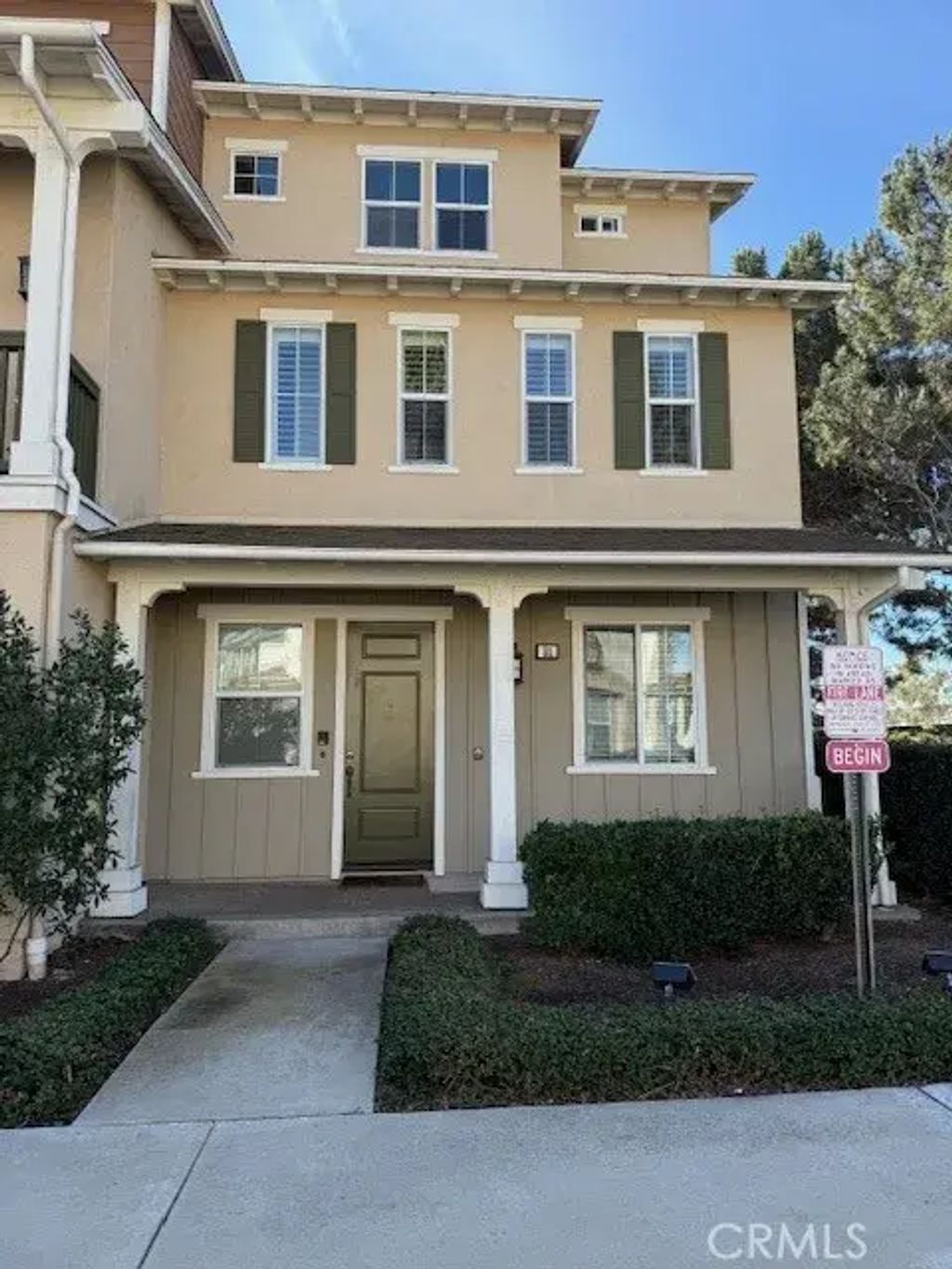 31 Lookout, Tustin