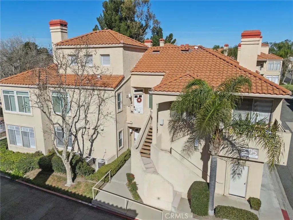 3195 Altura Court 101, Corona