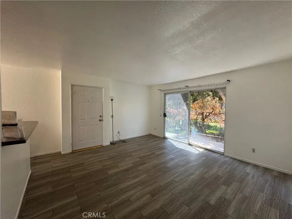 1365 Crafton 1089, Mentone