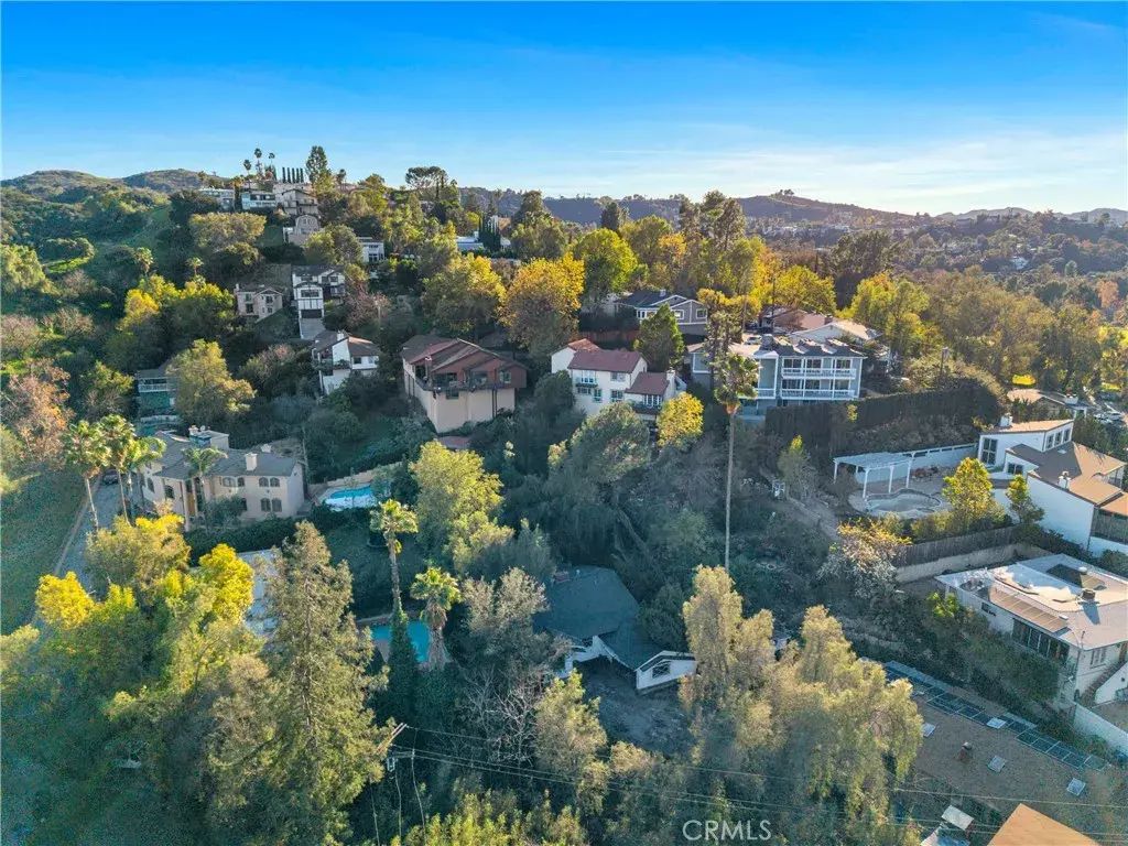 20922 Clarin Street, Woodland Hills