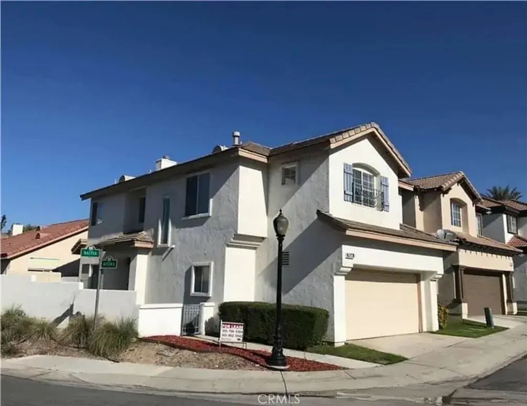 7696 Calle Bastia, Highland