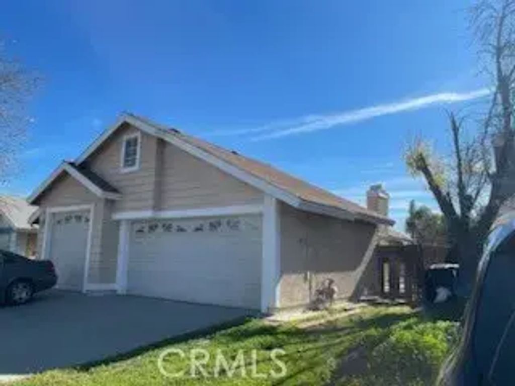 49 Bold Venture, Perris