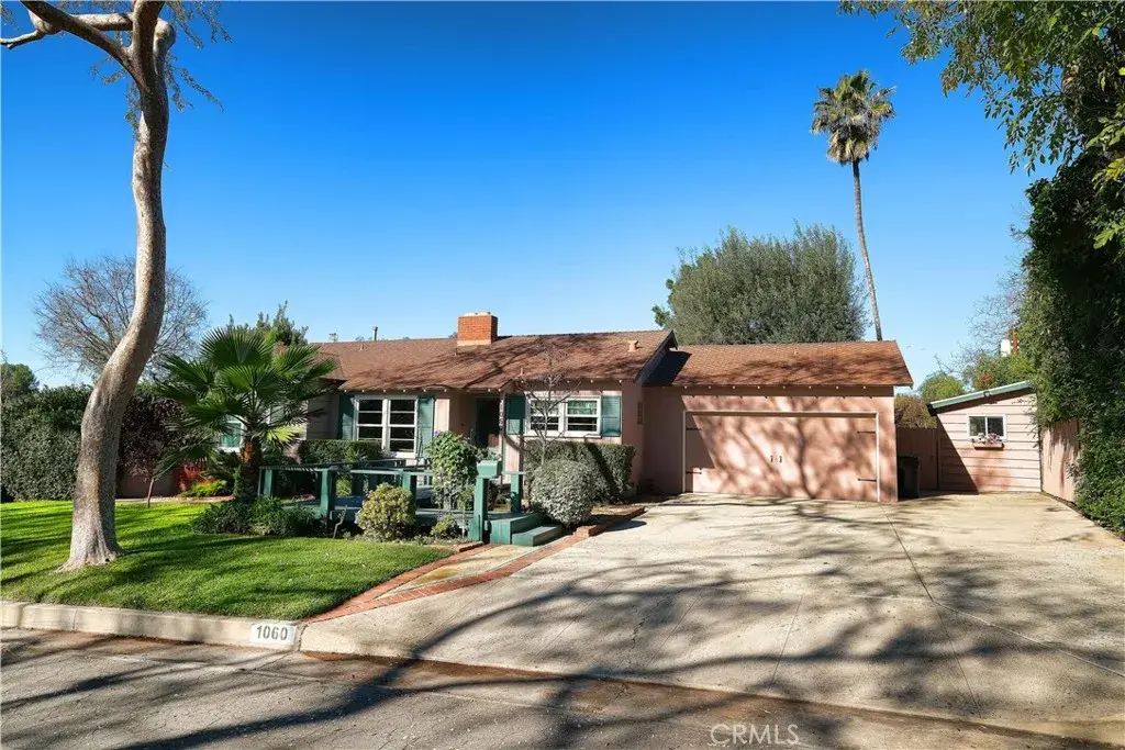 1060 Grandview, Fullerton