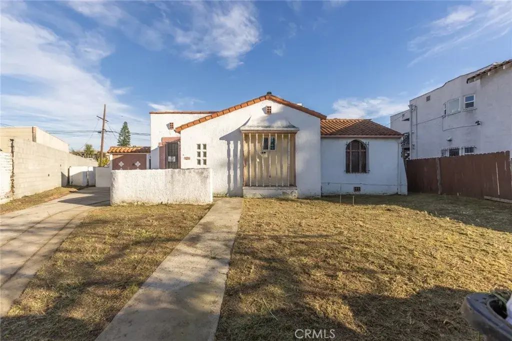 1614 S Highland Avenue, Los Angeles