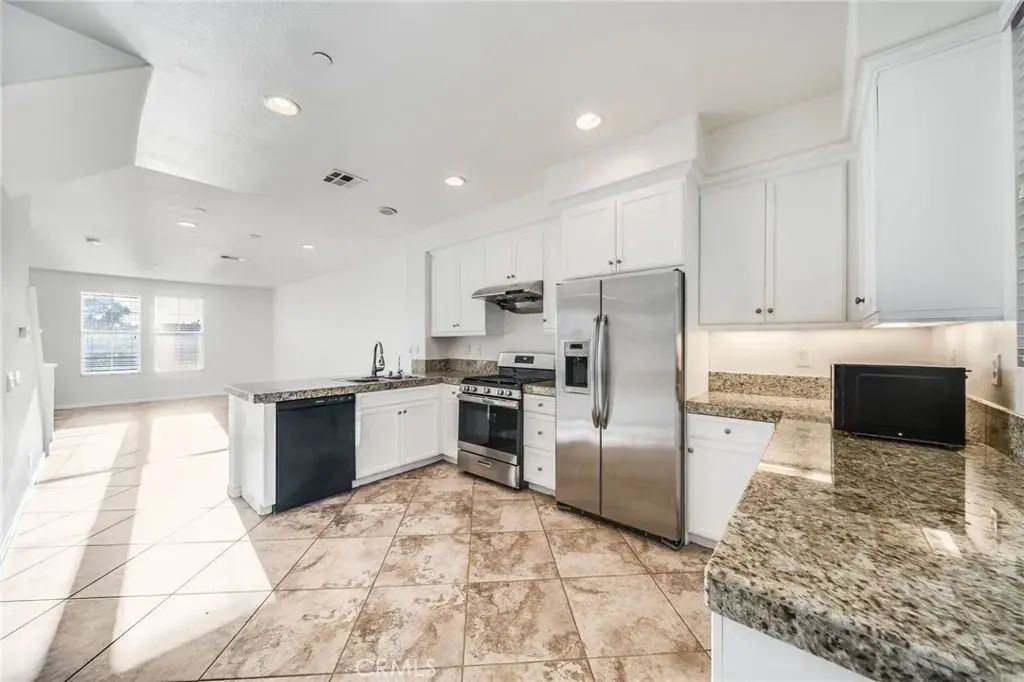 814 Silk Tree, Irvine