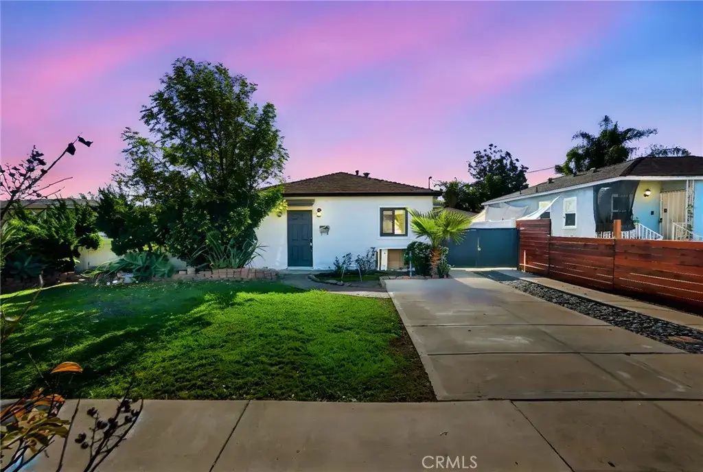 1438 W 222nd Street, Torrance