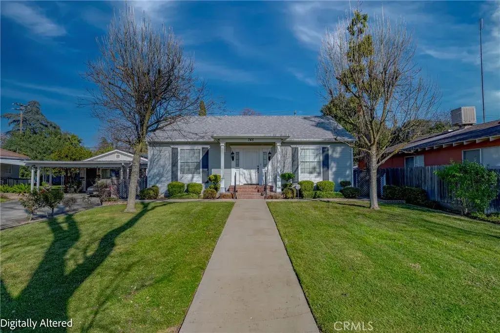 745 W 25th, Merced