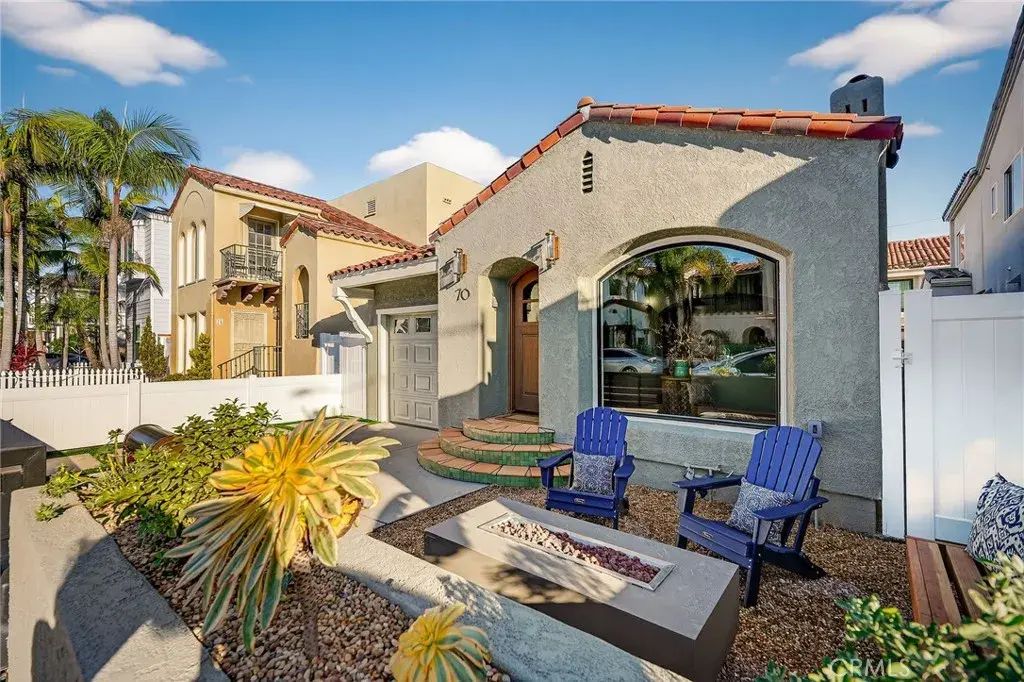 70 Saint Joseph Ave, Long Beach