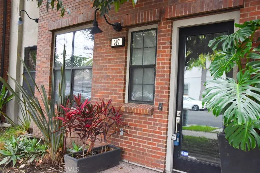 507 W Maple, Orange