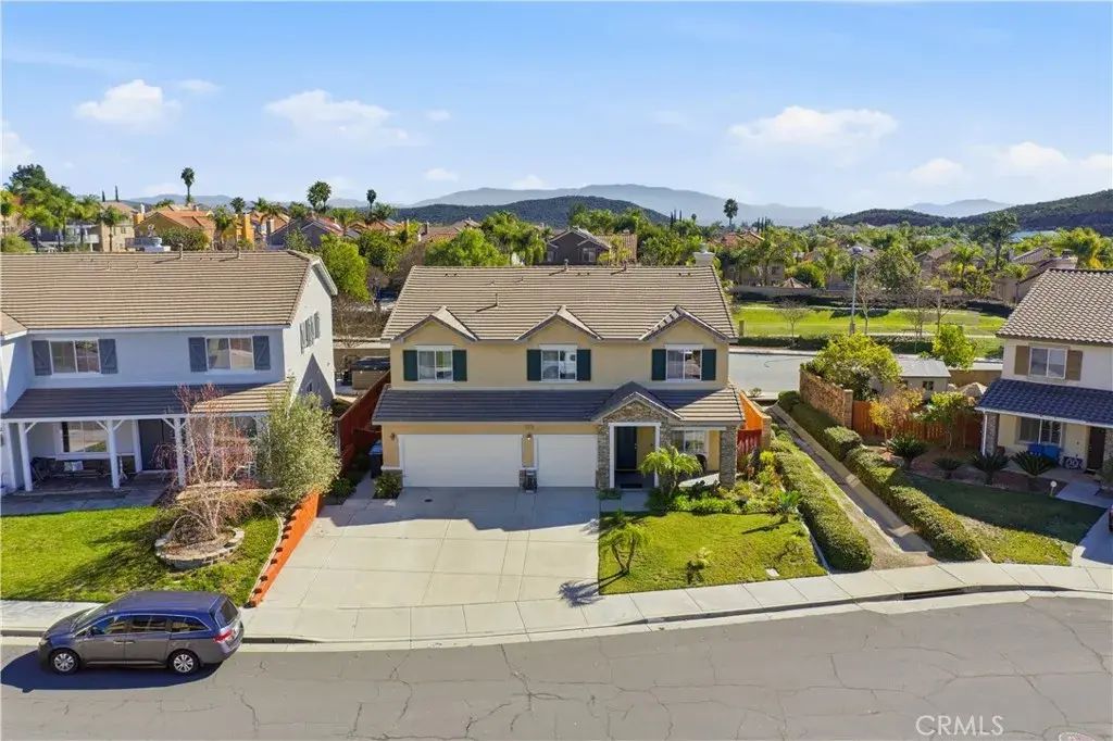 36050 Redgrave Way, Murrieta