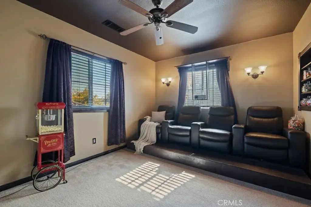 10114 Oporto Way, Bakersfield