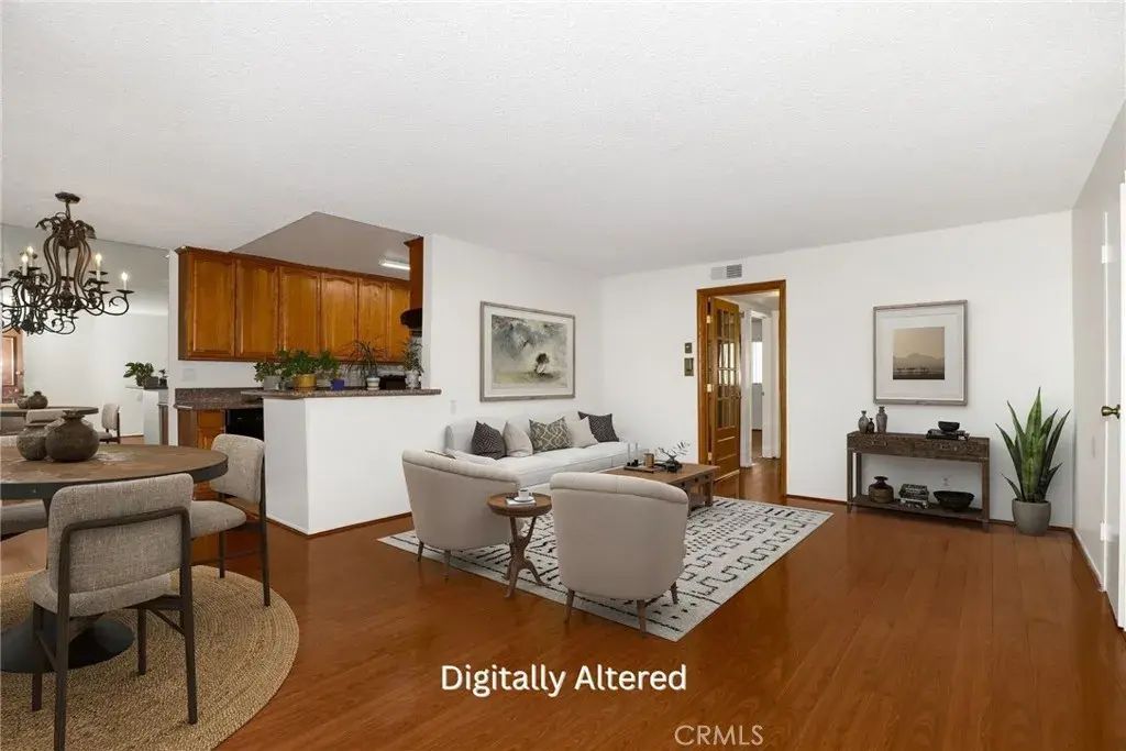 5403 Newcastle Avenue 28, Encino
