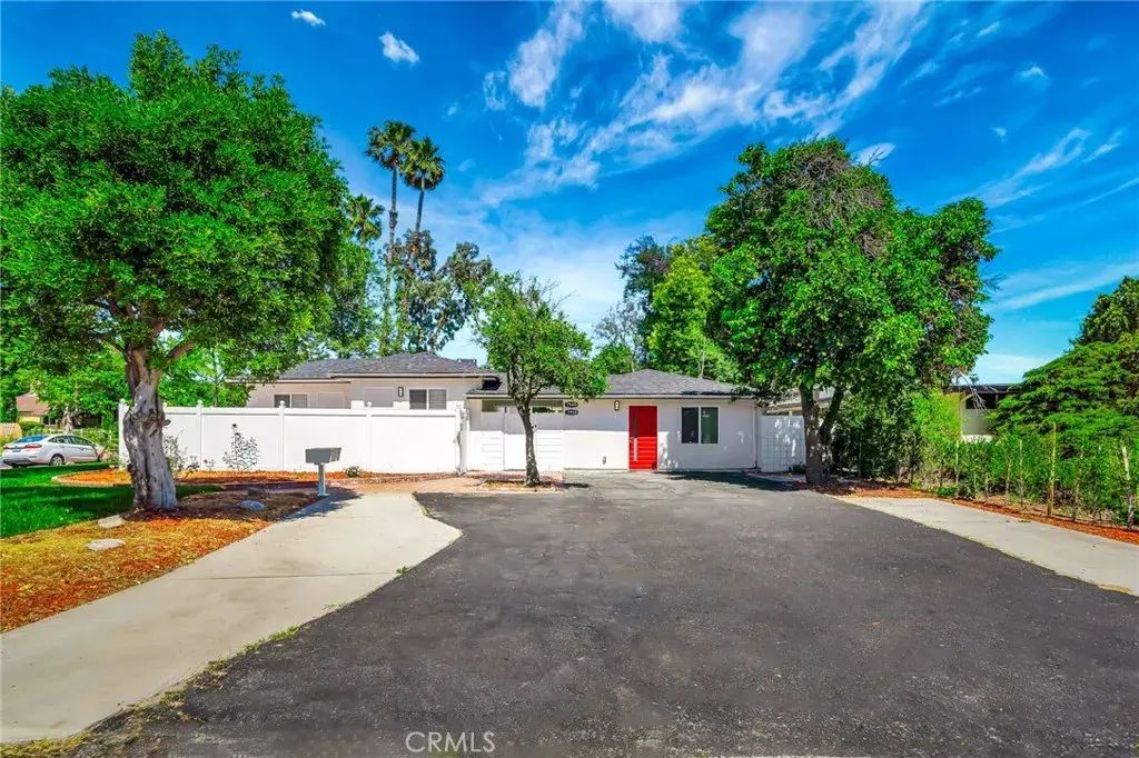 7958 Amestoy Avenue, Van Nuys