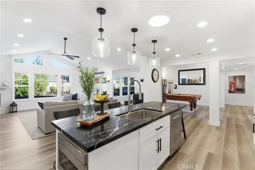 27321 Via Balsa, Mission Viejo