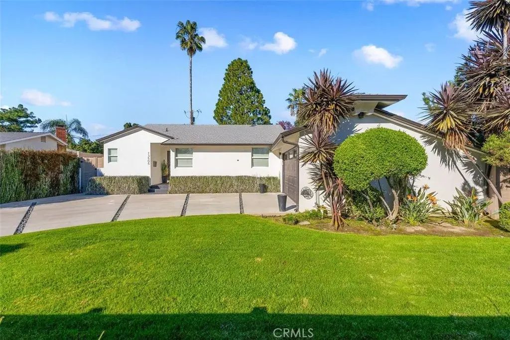 13505 Delano Street, Valley Glen