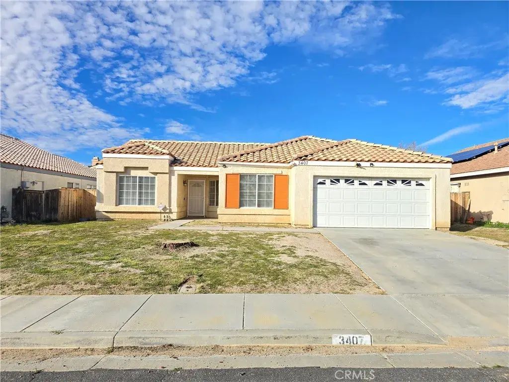 3407 Dakota, Rosamond