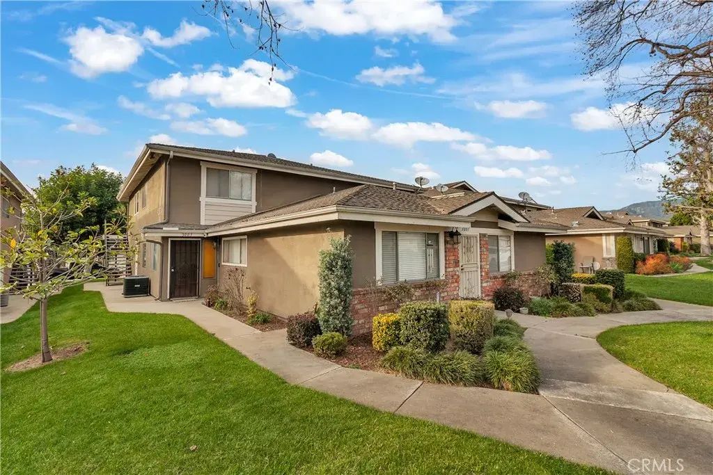 3003 Knollwood Avenue 2, La Verne