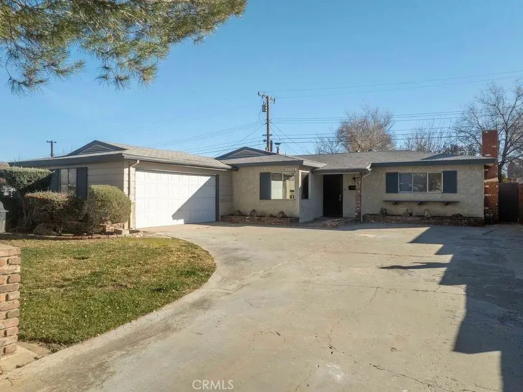 43708 Fern, Lancaster