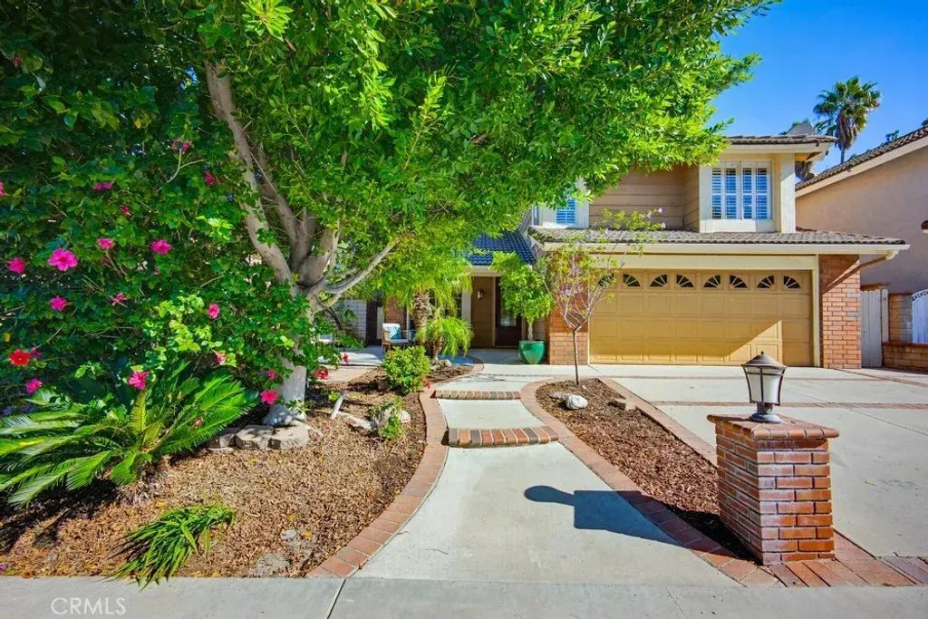 1751 Moccasin Trail, Corona