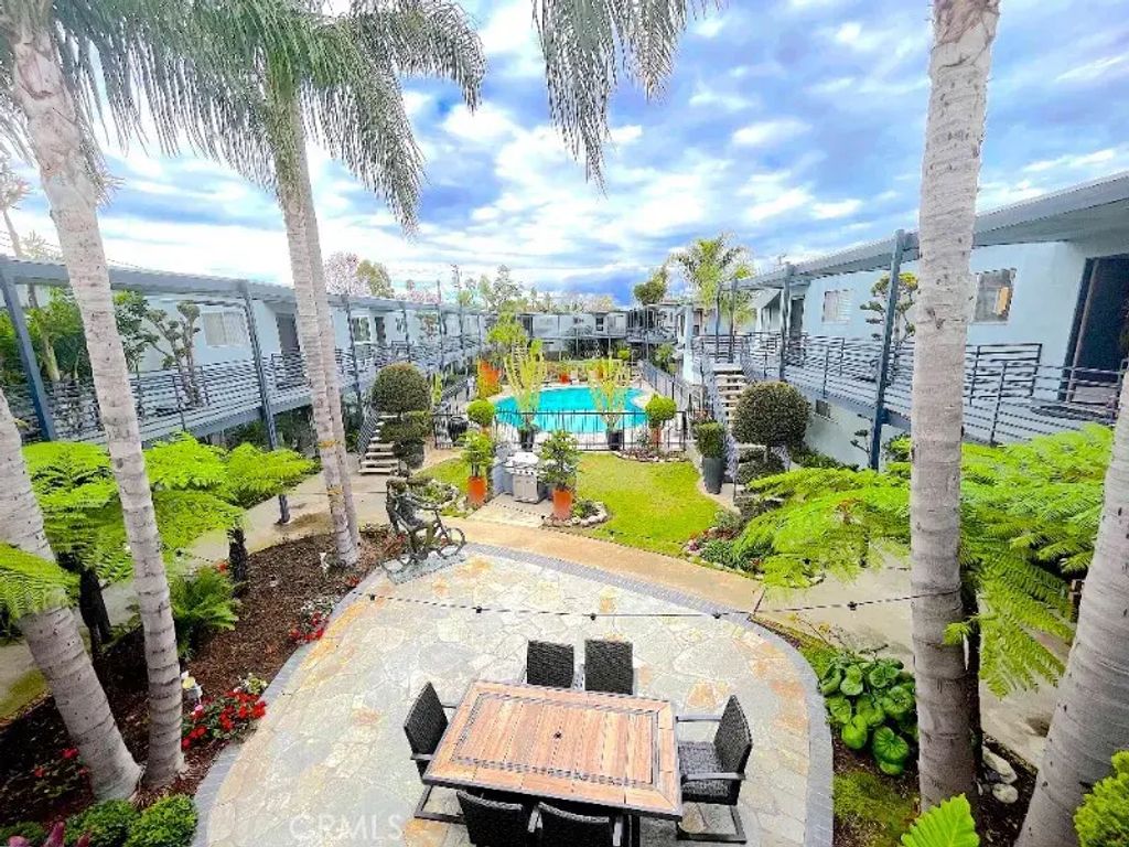 931 W 19th Street 5, Costa Mesa
