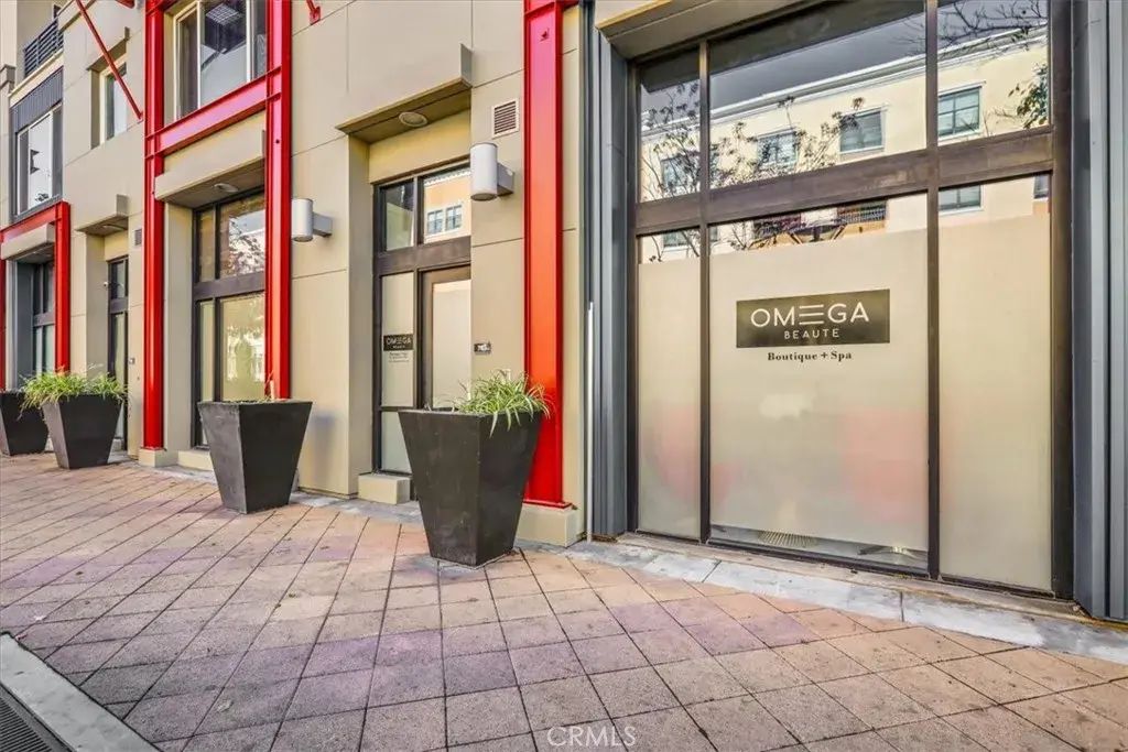 300 E 4th Street 103, Long Beach