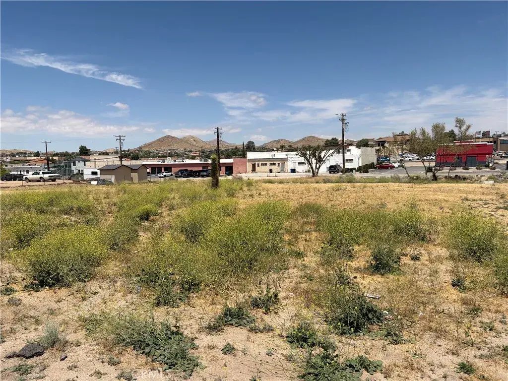 Taloga, Apple Valley