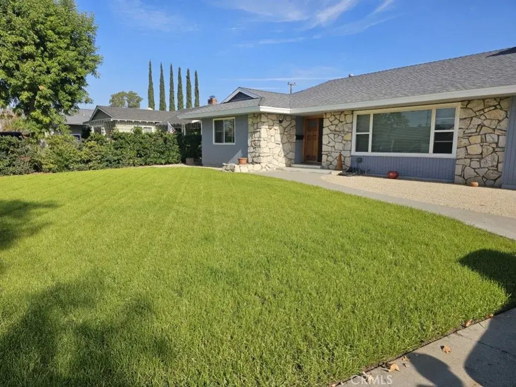 919 N Harwood, Orange