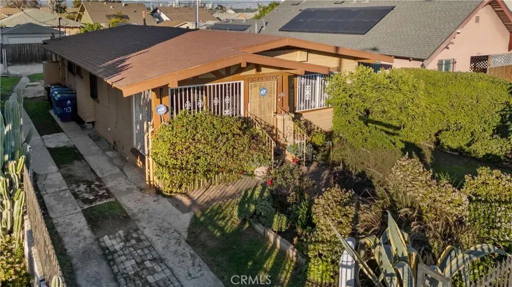 933 W 57th, Los Angeles