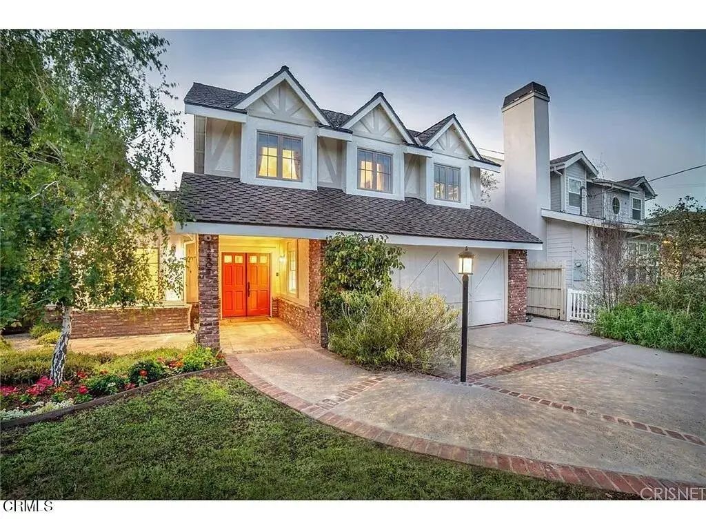 12807 Milbank Street, Studio City