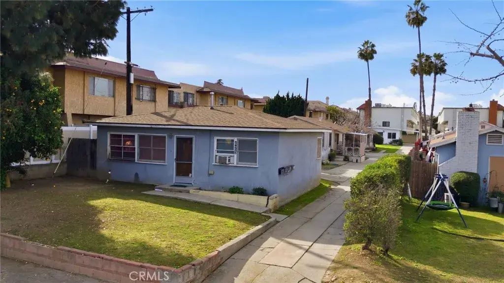 425 Sefton, Monterey Park