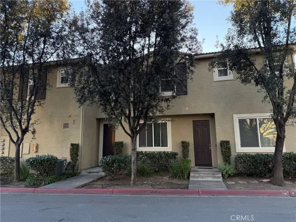 27571 Darrington Avenue 2, Murrieta