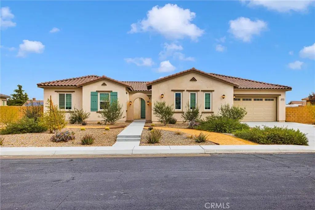 12925 Davona Dale, Apple Valley