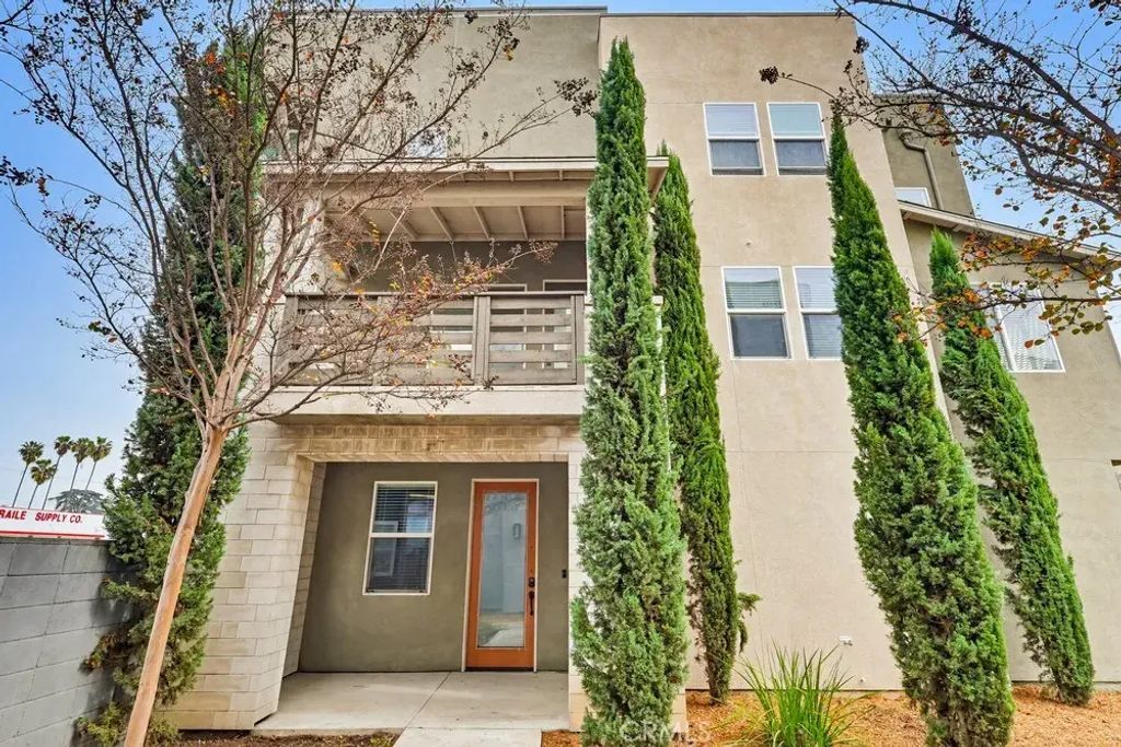 11030 Garvey Avenue, El Monte