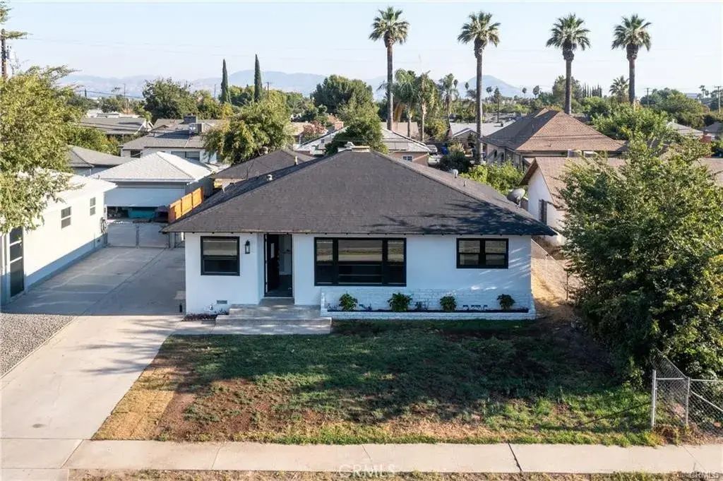 557 E Trenton, San Bernardino