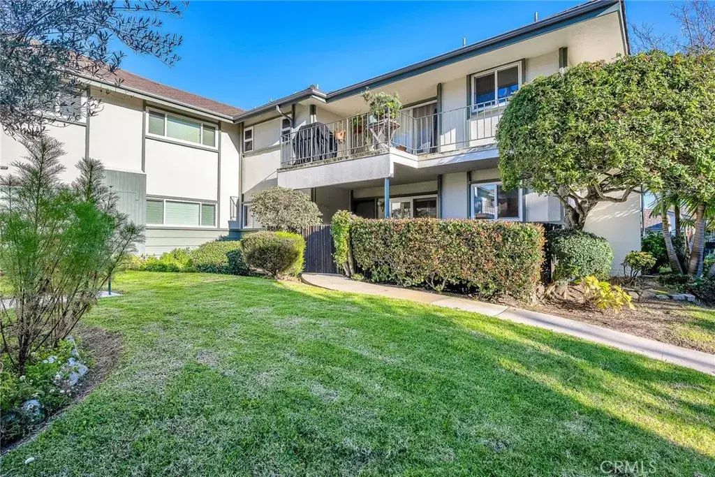22709 Maple Avenue A, Torrance