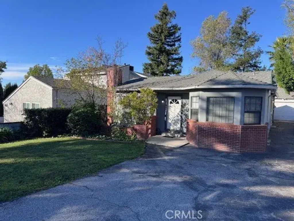 4525 Alta Canyada, La Canada Flintridge