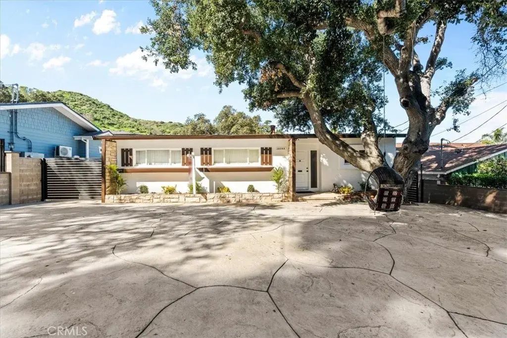 10143 Oro Vista Ave., Sunland