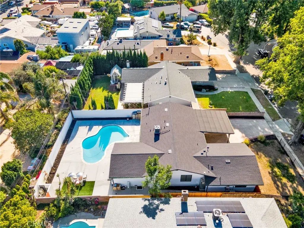 16052 Bahama Street, North Hills
