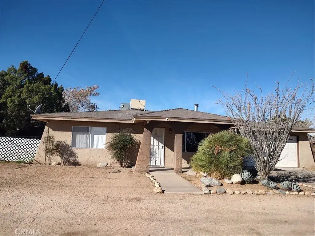 7870 Hopi, Yucca Valley