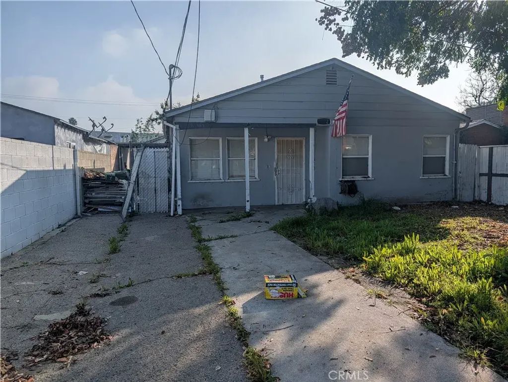 6742 Nagle, Van Nuys