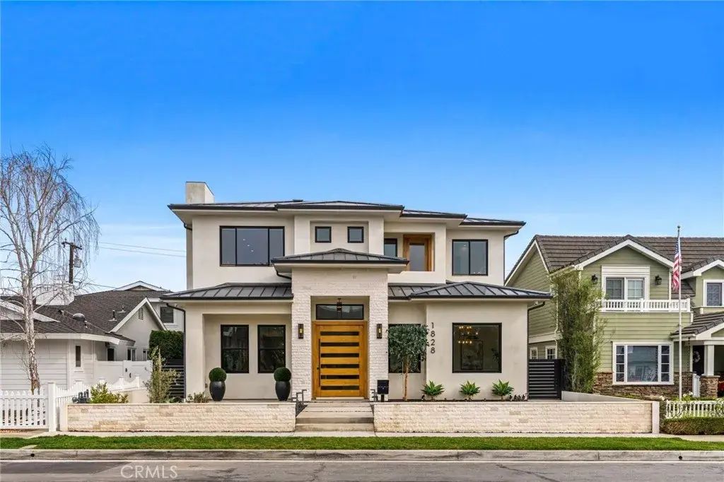 1828 Pine Street, Huntington Beach