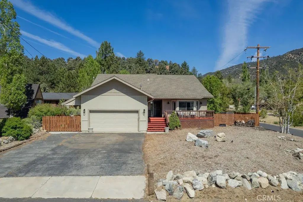 2417 Symonds Drive, Pine Mountain Club